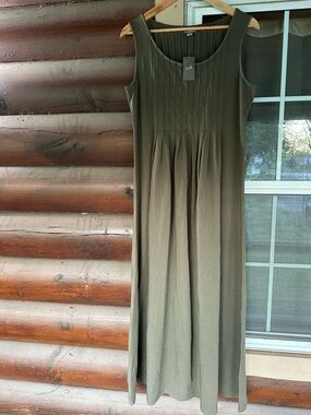J. Jill Sleeveless Olive Green Maxi Dress